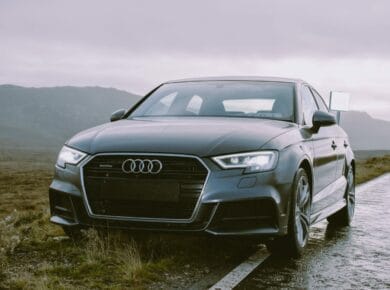 Une route en Argentine avec une voiture