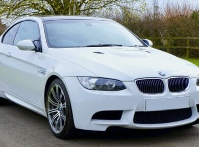 voiture qui part à Maurice