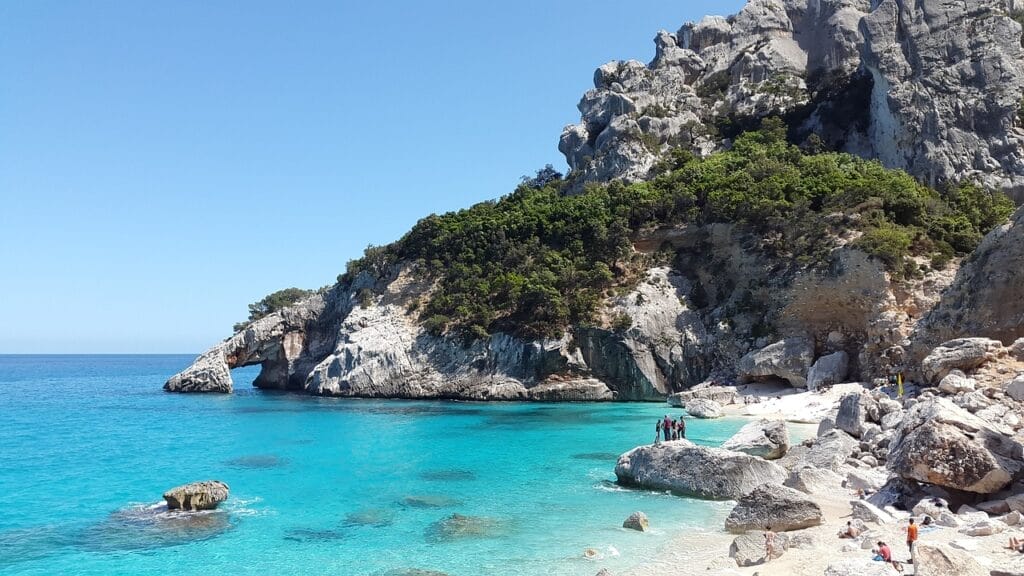 plage en sardaigne