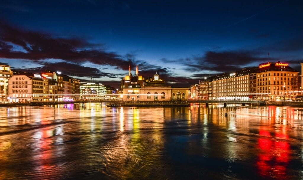 vue sur geneve la nuit